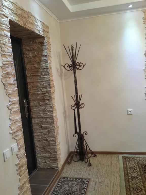 Guest House Domashniy Uyut Bischkek Exterior foto