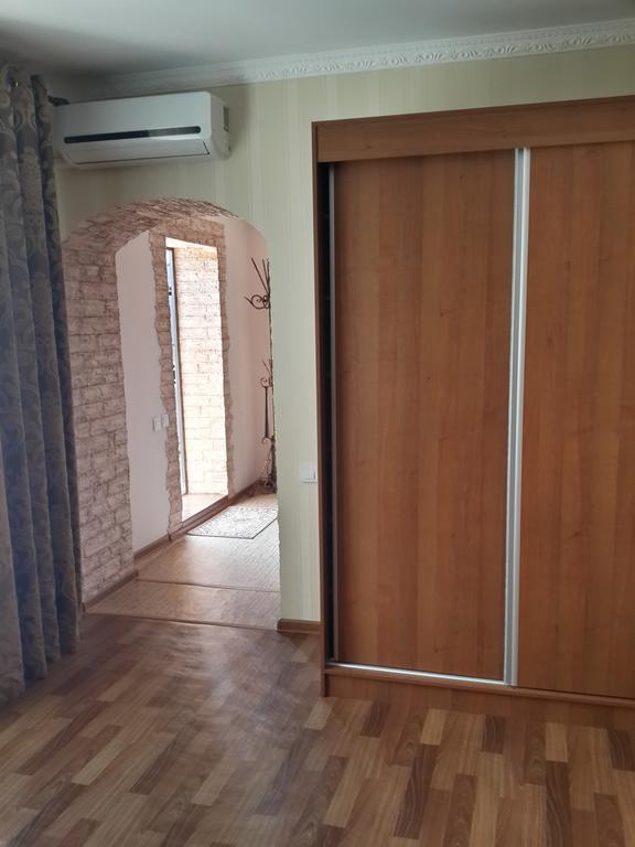 Guest House Domashniy Uyut Bischkek Exterior foto
